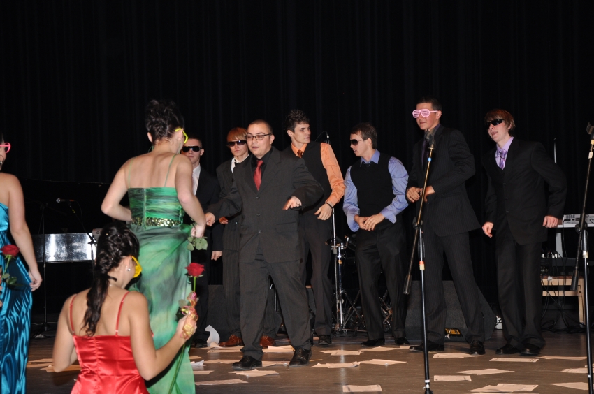 Ples 2010-11 - foto 4