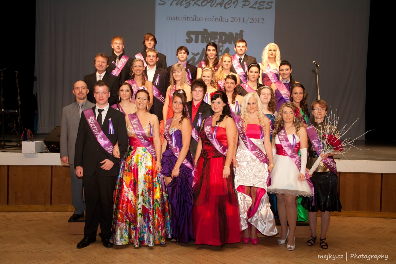 Ples 2011-12 - foto 2