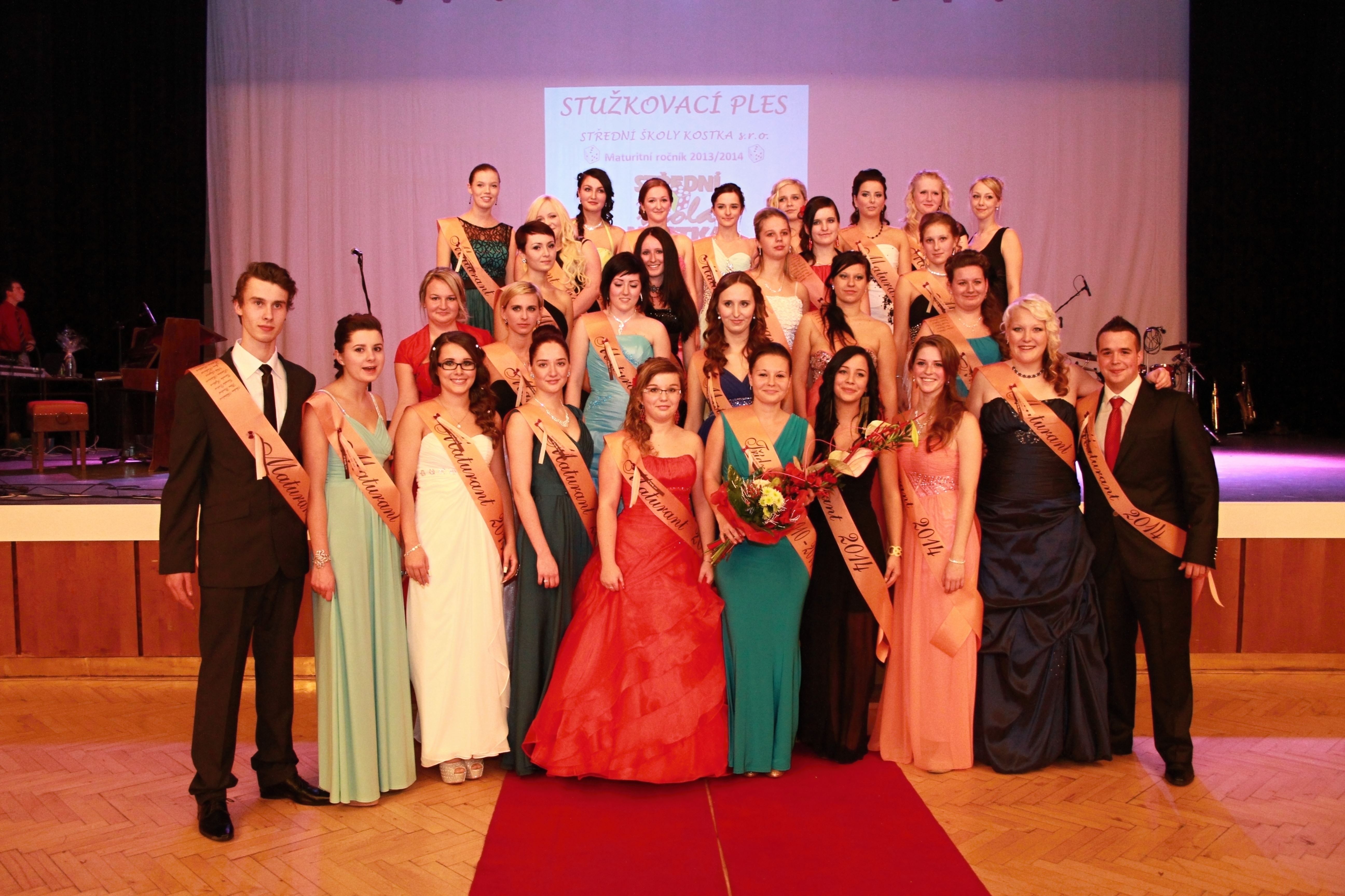 Ples 2013-14 - foto 4