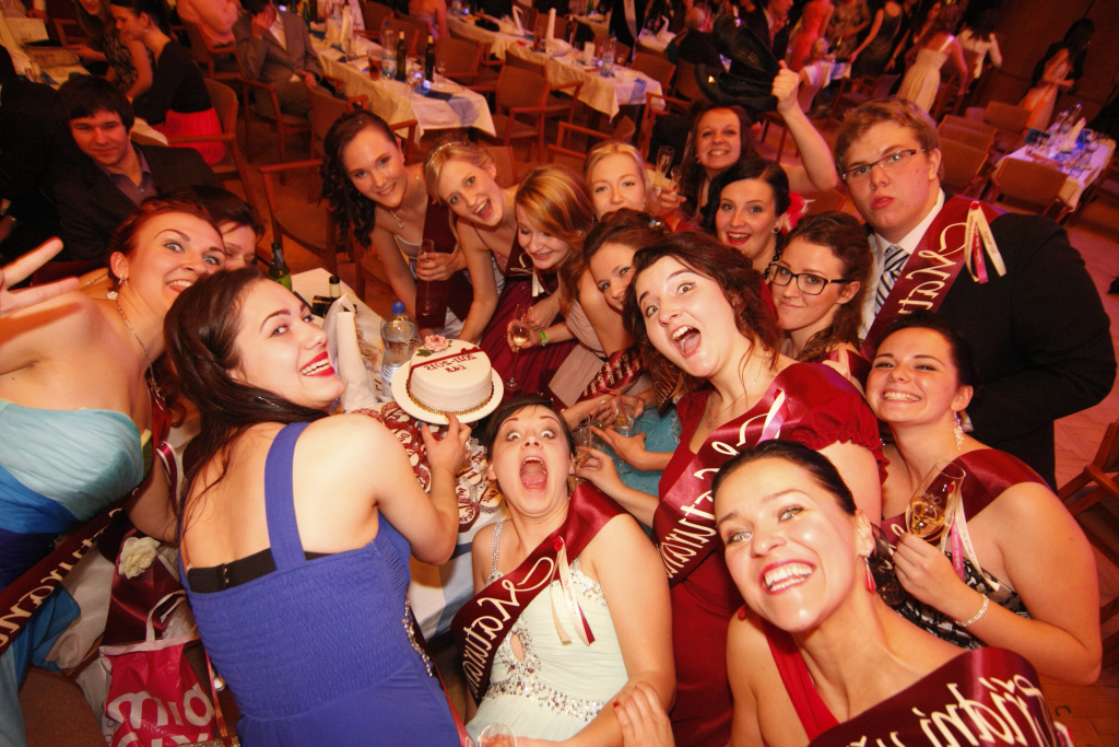 Ples 2014-15 - foto 7