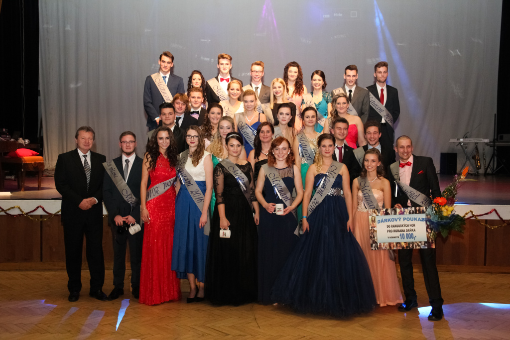 Ples 2015-16 - foto 7