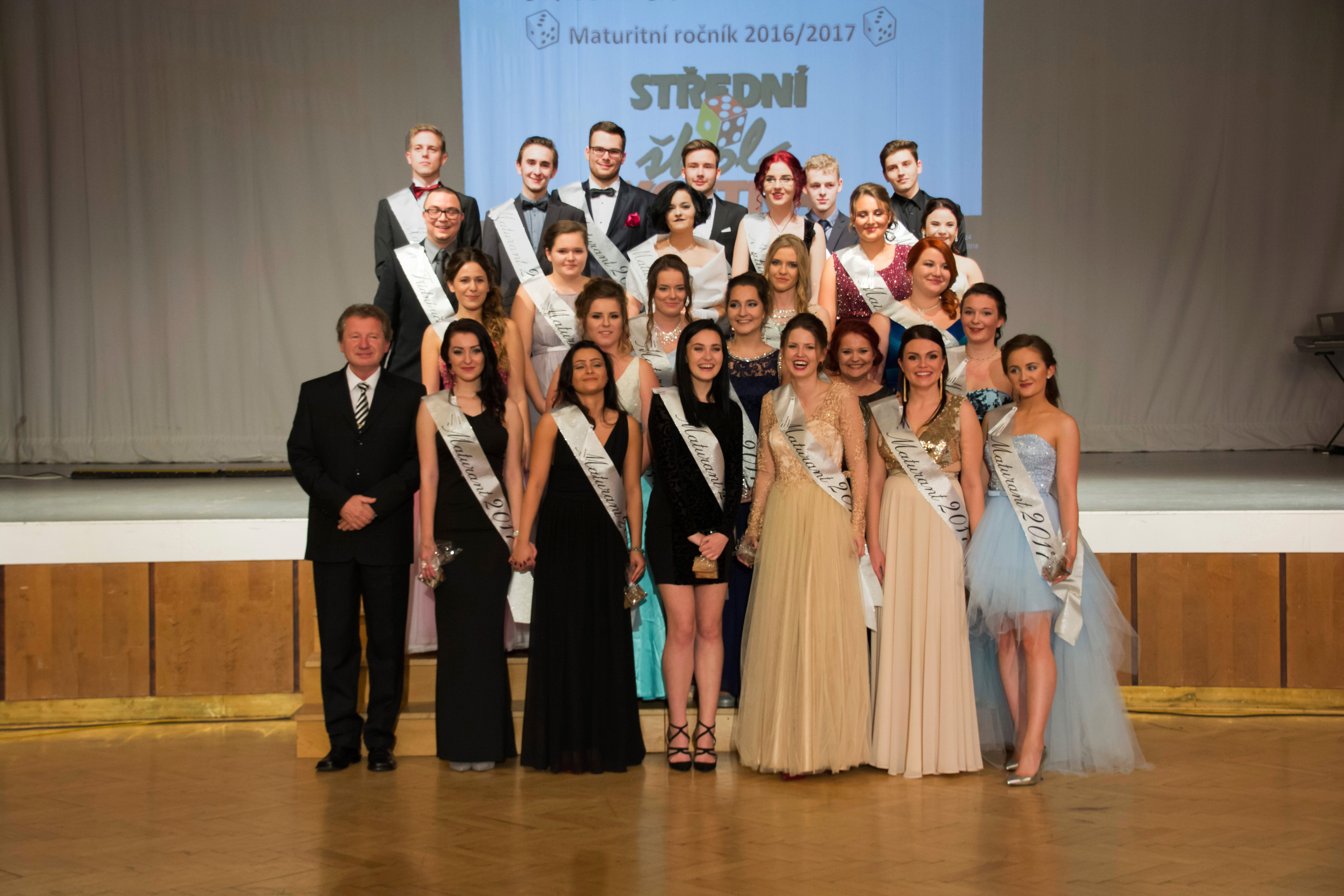 Ples 2016-17 - foto 4