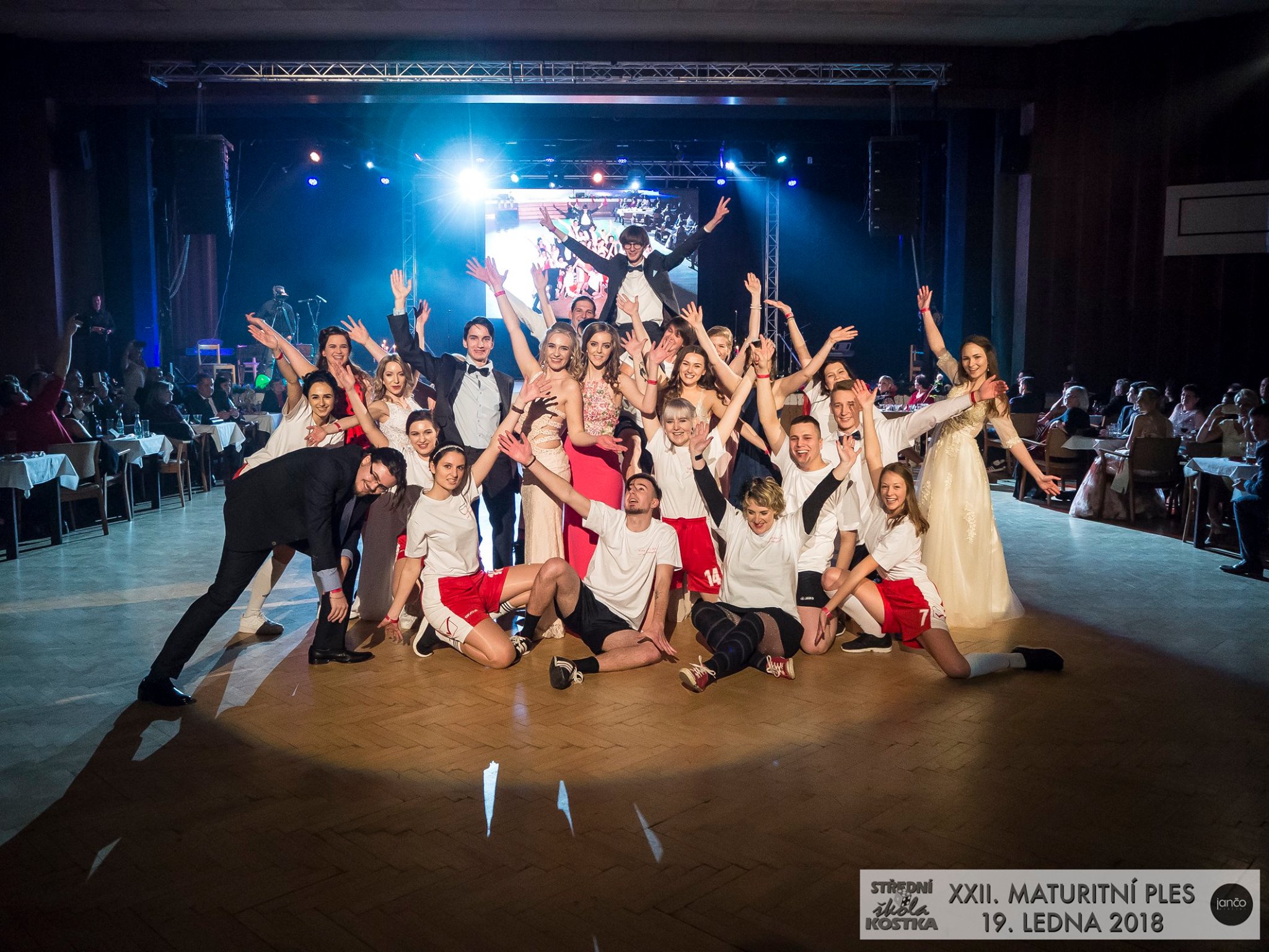Ples 2018-19 - foto 2